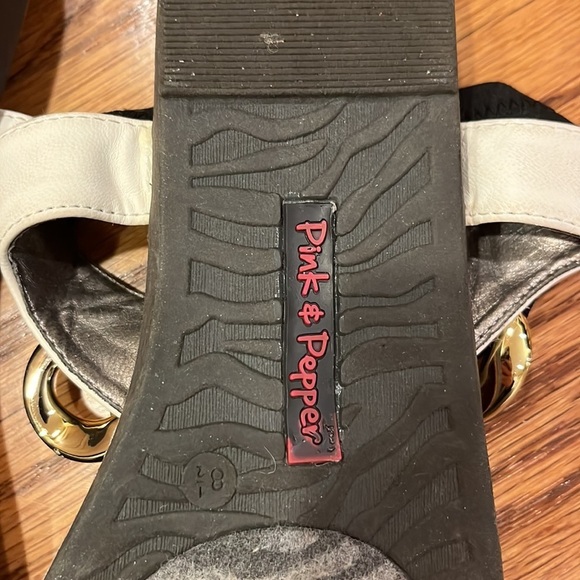 Pink & Pepper Woman’s Sandals Size 8.5 - Picture 6 of 6